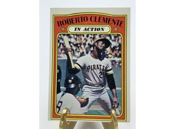 Vintage Collectible Card 1972 Topps Roberto Clemente In Action