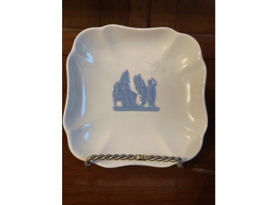 Wedgwood Etruria And Barlaston Vintage Queensware Blue Relief Dish