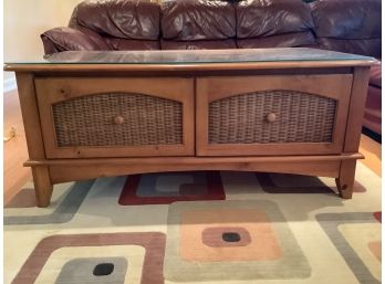 187/202, Coffee Table, Wicker And Wood, 2 Drawers