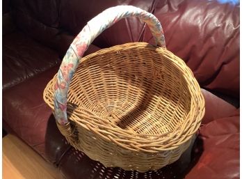 159, Very Large Wicker Basket With Wrapped Handle
