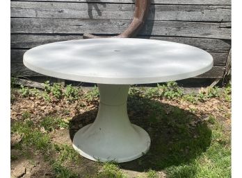 MCM Saainan Style Fiberglass Mushroom Table