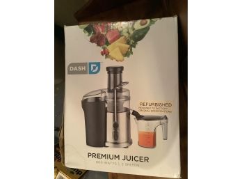 395, Dash Premium Juicer New In Box