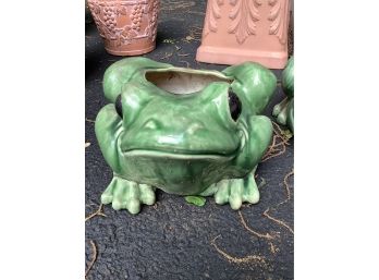 442, Pair Of Green Garden Ceramic Frogs Planters