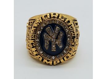 Stunning 1998 New York Yankees World Series Champions Replica Ring