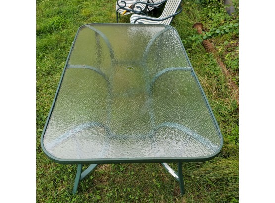 Large Outdoore Pool Or Patio Furniture Tempered Glass Top & Aluminum Legs Table