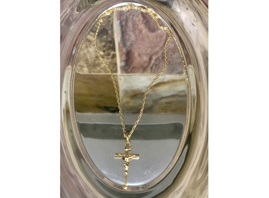 14 Kt. Gold Gucci Style Link Chain With Cross