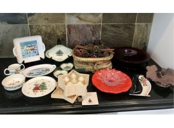 Miscellaneous Lot Of Christmas Classic Must Haves