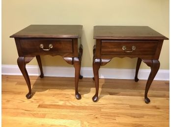 Pair Of Vintage Wooden End Tables With Queen Anne Style Legs