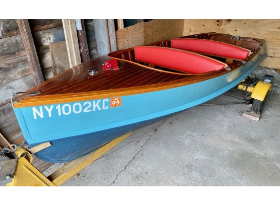 1954 Penn Yan Mahogany Boat With Two Outboard Engines