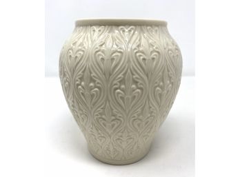 Lovely Lenox China Vase (6.1' Tall)