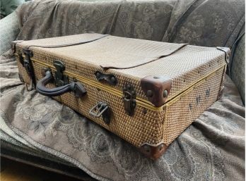 Great Decorative Antique Wicker And Leather Suitcase