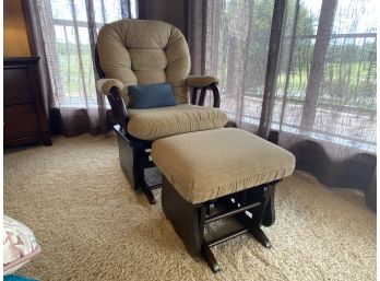 Nursery Glide Chair With Ottoman
