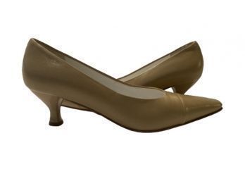 Salvatore Ferragamo Collection Leather Heels - Sz. 7.5