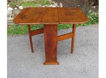 Late Deco / Mid-Century Gate Leg Drop Leaf Table - Rock Maple Clean Lines, Attractive