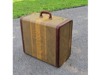 Vintage Traveler Brand Small Trunk Style Suitcase Original Keys Too!