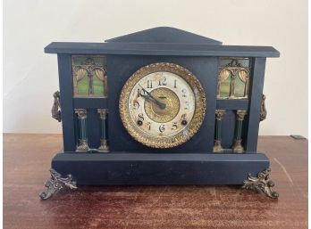 Vintage E. Ingraham Clock Co. Vatican Era Footed Mantel Clock