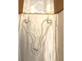 'Deltah' Cultured Perrls Necklace In Original Protective Leather Bag