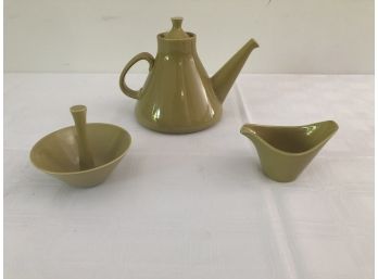 3 Piece Green/Mustard Tea Set