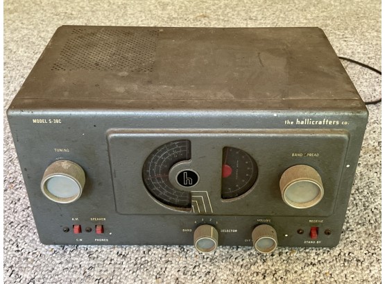 Antique Hallicrafters Model S-38C Electric Radio Receiver