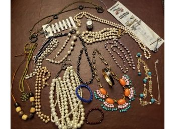 Beads And Baubles  Treasure Hunt Jewelry Assortment