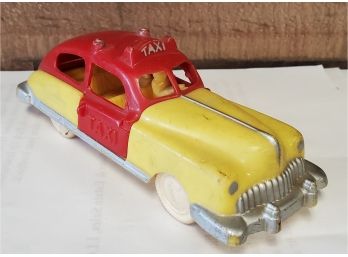 Vintage Red/Yellow RENWAL #91 TAXI 2/ Door Car Sedan Plastic Made In USA - Driver Is Intact-3 Openclose Parts