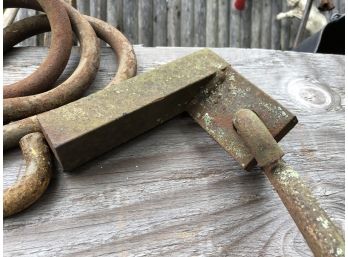 Barn Find ~ Big Old Rusted Metal Things Unknown As Pictured Cool Hooks Garden Decor