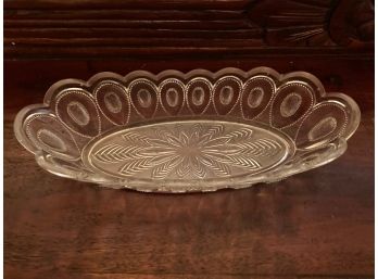 Vintage Early American Glass Vegetable Bowl
