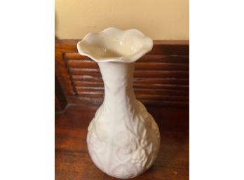 Vintage Irish Belleek Bud Vase