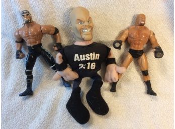 Lot Of 3 WWE/WWF Action Figures - Hulk Hogan - Stone Cold