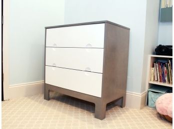 A Modern Chest Of Drawers In Grey And White By Dutalier