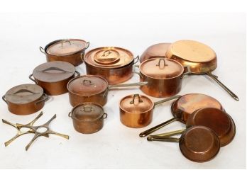 A Large Collection Vintage Copper Cookware