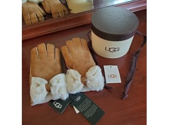 Brand New With Tags UGG Australia Dyed Shearing Sheepskin Leather Gloves & UGG Presentation Box