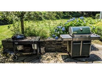Weber Smoker ~ Heavily Used And Still Working ~ Plus Grill For Parts
