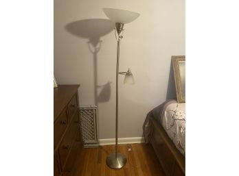 Versatile Floor Lamp With Reading Arm