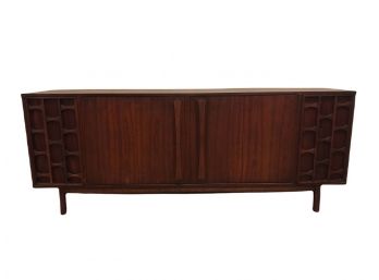 Mid Century Styled Buffet - Great Look - Tons Of Storage