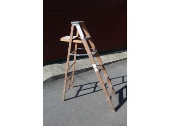 6ft Wooden Step Ladder #1