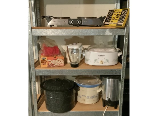 Small Kitchen Appliances ~ 2 Crock Pots & More ~