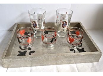 5 Poker Themed Drink Glasses & Rocks Glasses With A Gray Tray