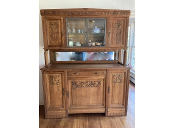 Beautiful Vintage Hand Carved Hutch