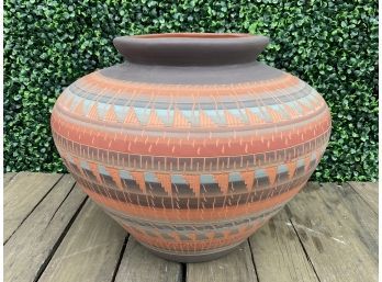 Vintage Navajo Art Native American Pottery Ethnic Etched Vase Signed By Dennison Billy In 1990
