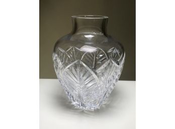 Gorgeous TIFFANY & Co. Cut Crystal Vase - Classic Form - Excellent Condition - Tiffany Vase #2