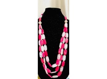 Vintage Pink And White Plastic Bead Bib Necklace