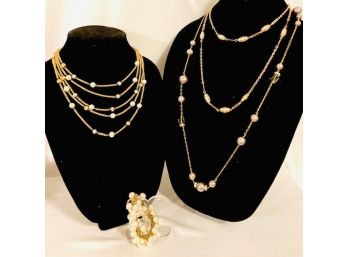 Goldtone And Pearl Grouping