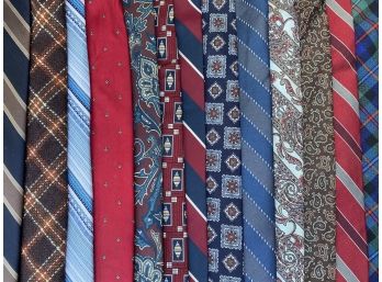 A Large Lot Of Men's Neckties