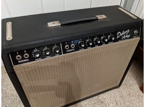 Fender Deluxe Amplifier