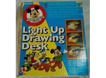 Mickey Mouse Light Up Drawing Desk
