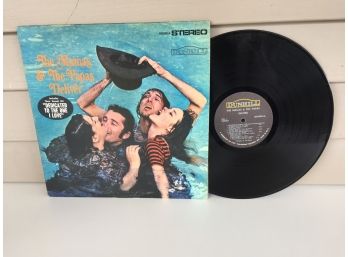The Mamas & The Papas Deliver On 1966 Dunhill Records Stereo. Vinyl Is Very Good Minus. Jacket Is VG Plus.
