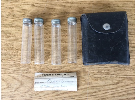 Antique Doctor's MD Black Leather Pouch With Glass Pill Bottles And Prescription Paper Thompson, Conn.