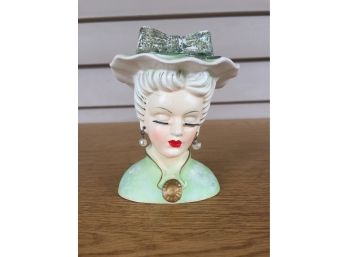 Vintage 4 3/4' Women Head Vase With Hat And Pearl Drop Earrings. No Chips Or Cracks.