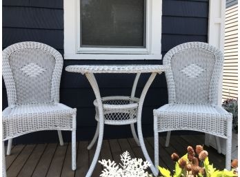 Outdoor White  Wicker Table And Chairs